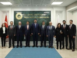 Karabük Heyetinden Bakan Kurum’a Ziyaret