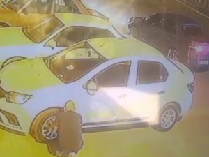 Jant Kapaklarını Böyle Çaldı