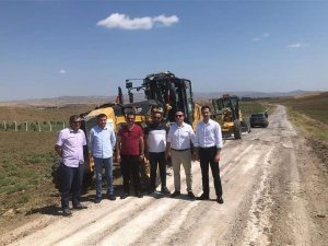 Alembeyli Grup Köy Yolu Yapımına Başlandı