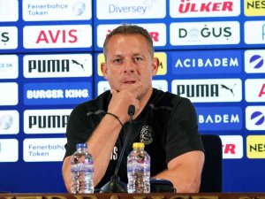 Martin Svedik: “Fenerbahçe İle Kıyaslanabilecek Kulüpler Değiliz”