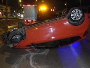 Alkollü Sürücü Takla Attığı Otomobilden Burnu Bile Kanamadan Çıktı