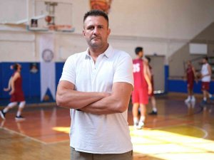 Nazilli Belediyespor Basketbol Takımı Parkeye İniyor