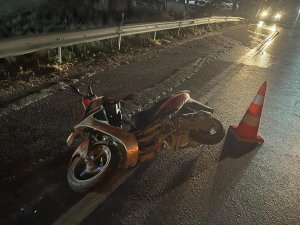 D-650’de Cip İle Motosiklet Çarpıştı: 1 Ağır Yaralı