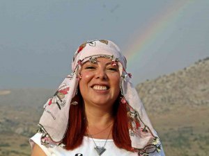 Abd’de Savaş Uzmanlığı Kariyerini Bırakıp Burdur’da Çiftçiliğe Başlayan Doktora Bakan Kirişci’den Destek