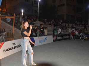 Hakkari Starını Arıyor