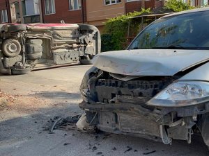 Dikkatsizlik Sonucu Oluşan Kaza Ucuz Atlatıldı
