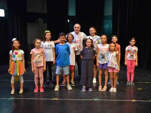 Yıldırım Erguvan Halk Oyunları Kursuna Yoğun İlgi