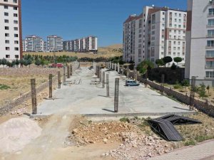 Yapımına Başlanan Kent-köy Semt Pazarı’nda Çalışmalar Sürüyor