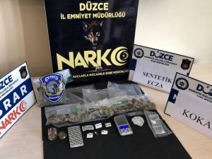 Düzce’ye Uyuşturucu Getirirken Yakalandı