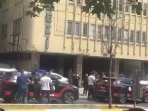 Sultanbeyli’de Kaza Sonrası Kavga: Tekme, Yumruk Ve Bıçaklar Havada Uçuştu