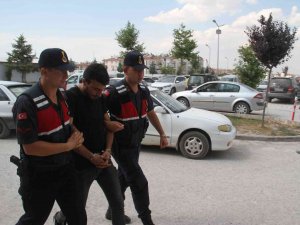 Motosiklet Hırsızlığı Şüphelilerini Kamera Görüntüleri Ele Verdi