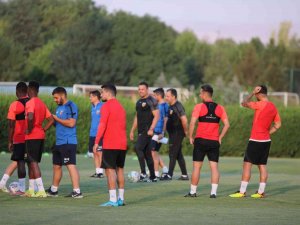 Kayserispor, Beşiktaş Maçı Hazırlıklarına Devam Ediyor