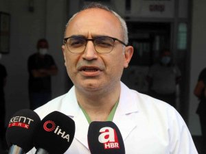 Hasta Yakınları Acil Serviste Güvenlik Görevlisine Saldırdı