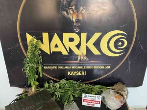 Uyuşturucuyu Uydu Alıcısı İçinde Saklayarak Kaçmaya Çalışan Şüpheli Yakalandı