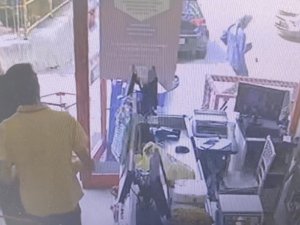 İ̇stanbul’da Genç Kadının Şüpheli Ölümü: 3. Kattan Aşağıya Düşüp Öldü