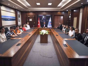 Başkan Seçer: "Mersin’in Bir Öğrenci Kenti Olmasını İstiyoruz"