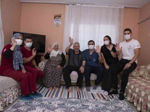 Evde Bakım Hizmeti Vatandaşların Yüzünü Güldürüyor