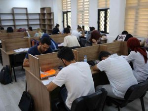 Okuma Evleri Serin Ders Çalışma Ortamı Sağlıyor