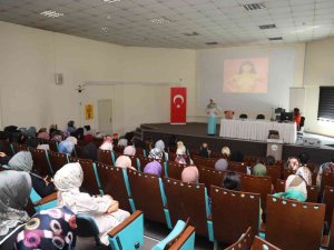 Van Büyükşehir Belediyesinden Kadınlara Sağlık Eğitimi