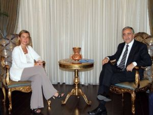 Akıncı, Avrupa Komisyonu Başkan Yardımcısı Mogherini’yi Kabul Etti