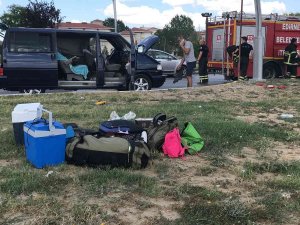 Edirne’de Gurbetçinin Aracı Yandı