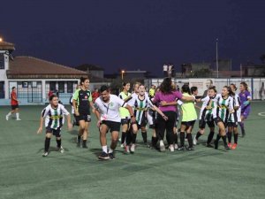 Denizli Ekibi Kadınlar U15’te Şampiyon Oldu