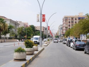 Cizre’de Yanıyor, Termometreler 50 Dereceye Ulaştı