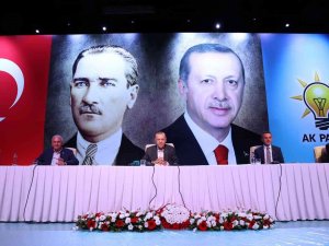 Cumhurbaşkanı Erdoğan Partililerle Bir Araya Geldi