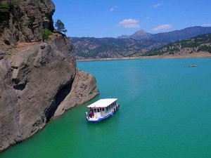 Tekne Turları İle Ali Kayası’nın Eşsiz Manzarasını İzliyorlar