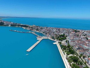 Karadeniz’e 175 Kilometre Kıyısı Olan Sinop Plajları İle Dikkat Çekiyor