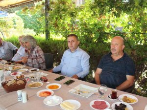 Manisalı Üzümcüler, Üzümün Geleceği İçin Toplandı