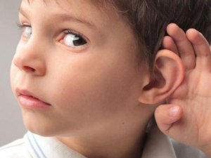 “Çocuklarda Sık Görülen, Orta Kulakta Sıvı Birikimi, İşitme Azlığına Neden Olabilir”