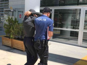 Hırsızlık İçin Girdikleri İş Yerinde Suçüstü Yakalanan 2 Şüpheli Gözaltına Alındı