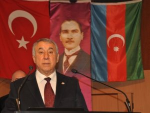 Serdar Ünsal: "Azerbaycan Bayrağına Uzanan Elleri Kırmasını Biliriz"