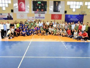 İ̇şitme Engelliler Kadın Futsal Türkiye Şampiyonası Sona Erdi