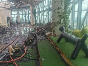 Tayland Enerji Bakanlığı Binasında Yangın Korkuttu