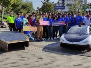 Üniversiteli Öğrencilerin Yaptığı Elektrikli Araç Bursa’dan Tura Başladı