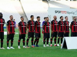 Karagümrük’te 5 Yeni İsim 11’de