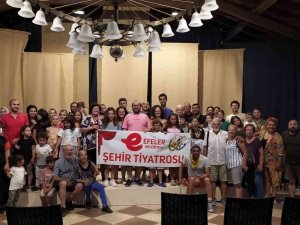 Efeler Belediyesi Şehir Tiyatrosu, Eceabat Tiyatro Şenliği’nde Yer Aldı