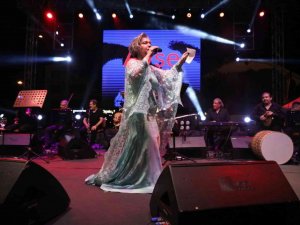 Dünya Düzce Günleri’nde Coşku Bitmiyor