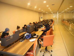 Sincan Belediyesi Üniversite Adaylarına Rehberlik Desteği