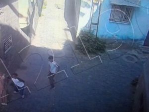Ara Sokakta Kapkaç Yapan Şüpheliler Kıskıvrak Yakalandı