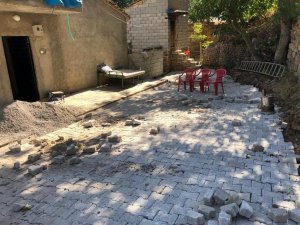 Engelli Vatandaşın Yolunda Parke Çalışması