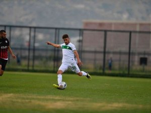 Bursaspor Hazırlık Maçında 68 Aksaray Belediyespor’u 2-1 Yendi