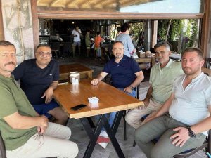 Ak Partili Turan, Muhtarlar Ve Turizm İşletmecileriyle Bir Araya Geldi