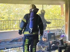 Yanan Ev Kullanılmaz Hale Geldi