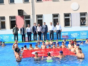 Bursa’da Okul Bahçesinde Eğlence Vakti