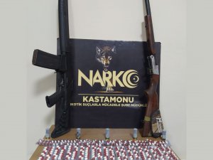 393 Adet Reçeteye Tabii Sentetik Hap Yakalanan 1 Şahıs Tutuklandı