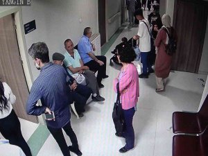 "Beynimdeki Çipi Çıkart" Deyip Doktora Silah Çekerek Darp Etti