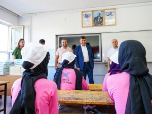 Fadıloğlu, Yaz Okullarını Ziyaret Etti